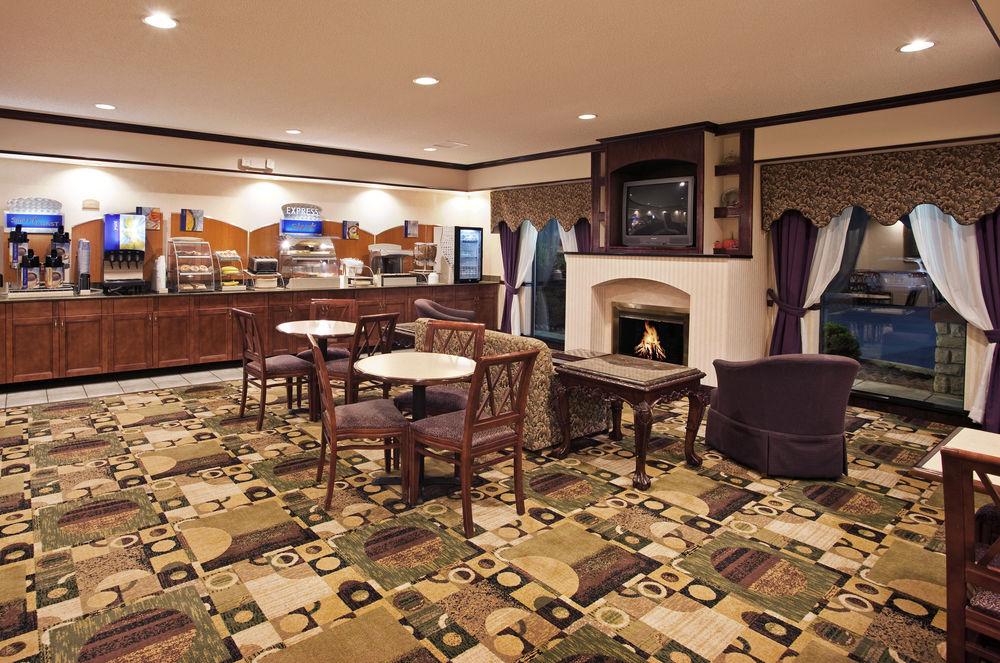 Holiday Inn Express Hotel & Suites Circleville By Ihg Екстер'єр фото