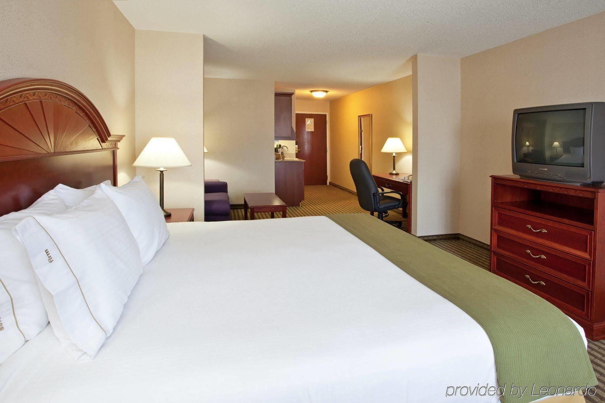 Holiday Inn Express Hotel & Suites Circleville By Ihg Екстер'єр фото